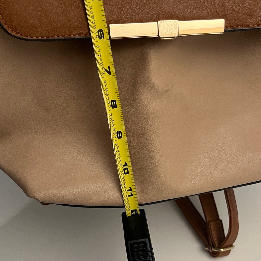 Elegant Tan and Brown Women's Bag - Picture 15 of 16